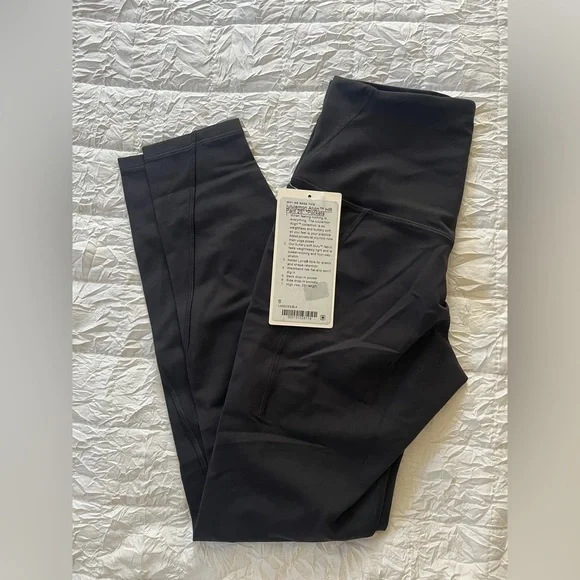 NWT Lululemon Align Leggings with Pockets 🍋 - Picture 7 of 10